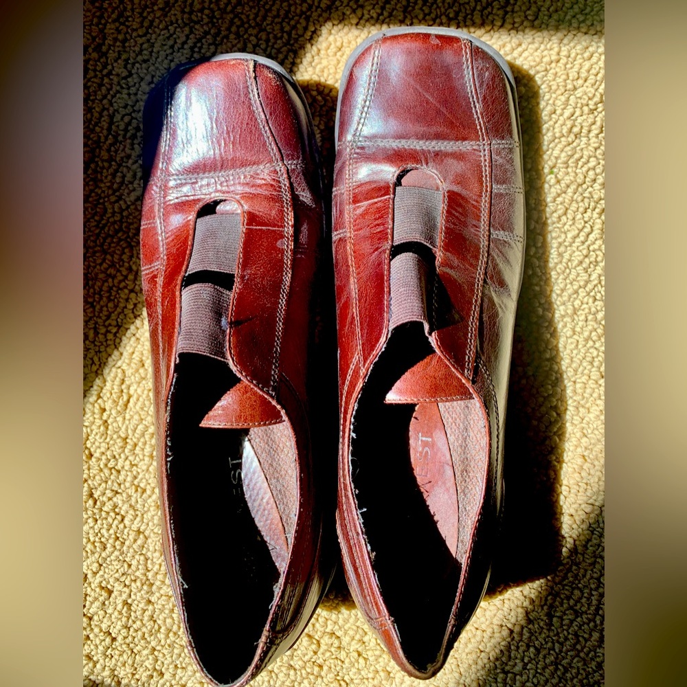 Vintage Leather upper shoes 8